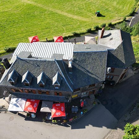 Bar Hotel Restaurant Des Voyageurs Le Falgoux Exterior photo